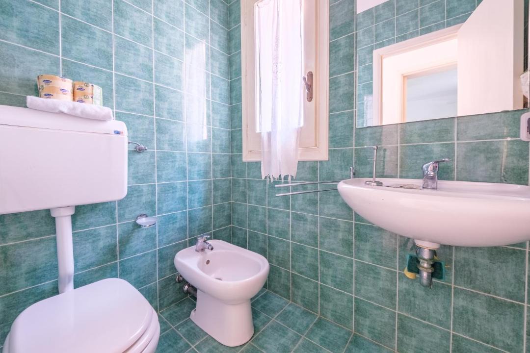 Photo of Bathroom in Vulcanello