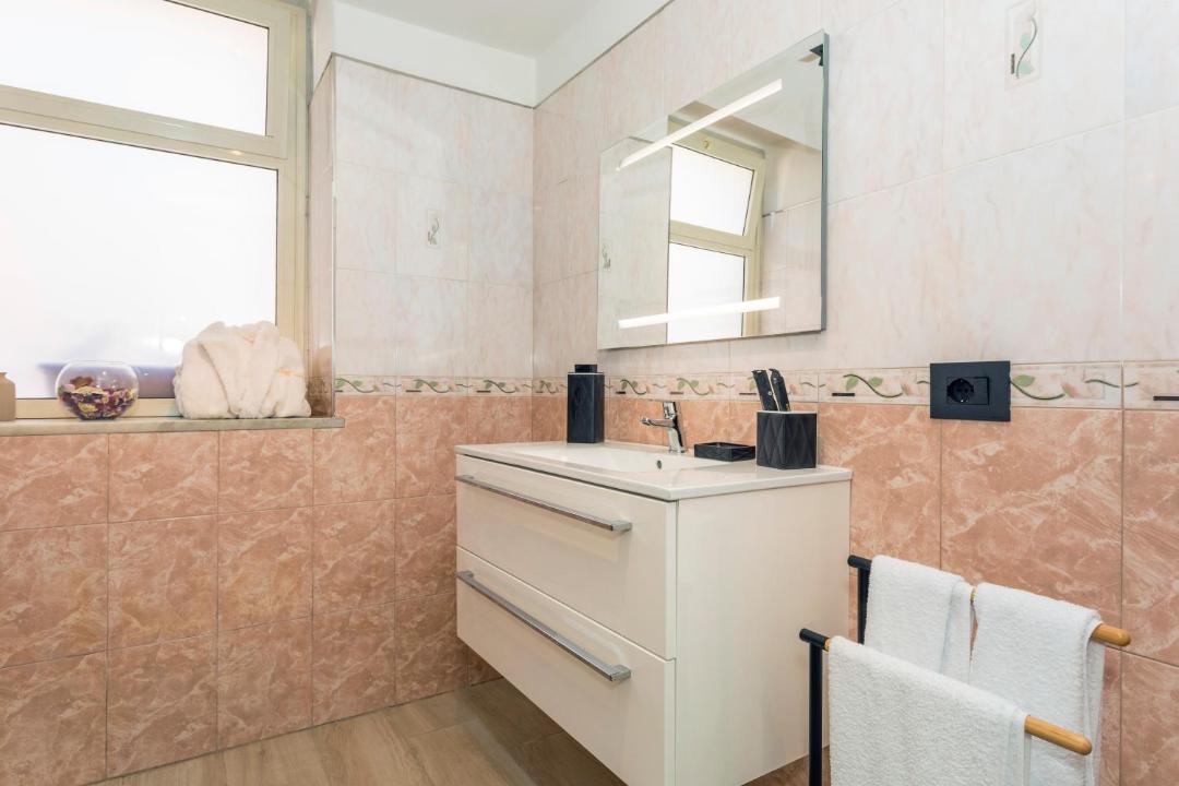Photo of Bathroom in Macchia
