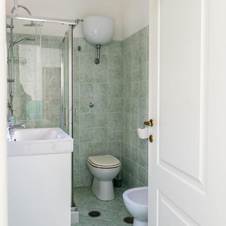 Photo of Bathroom in Nola