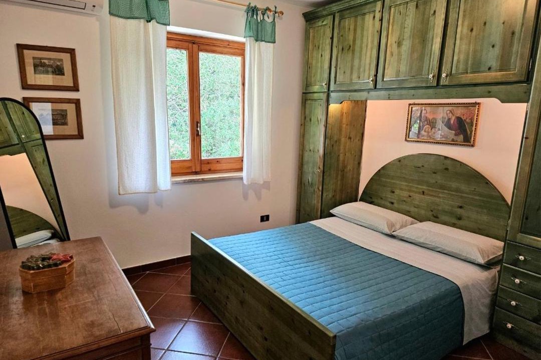 Photo of Bedroom in Moccone