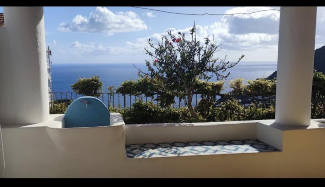 Photo of Patio Balcony in Filicudi Porto