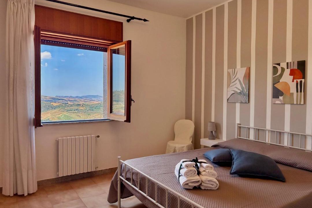 Photo of Bedroom in Corleone