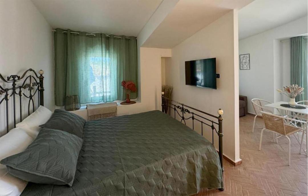 Photo of Bedroom in Crotone