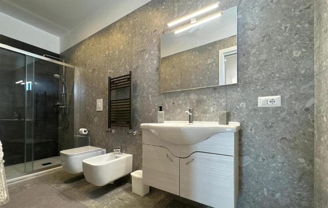Photo of Bathroom in Crotone