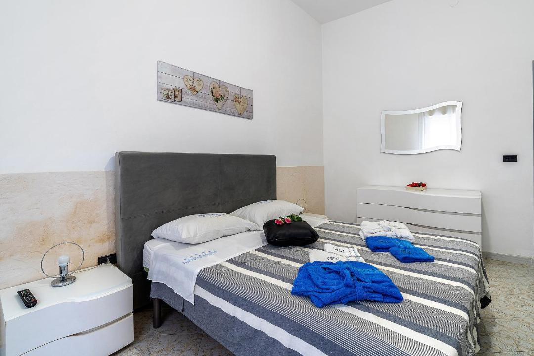 Photo of Bedroom in Avola