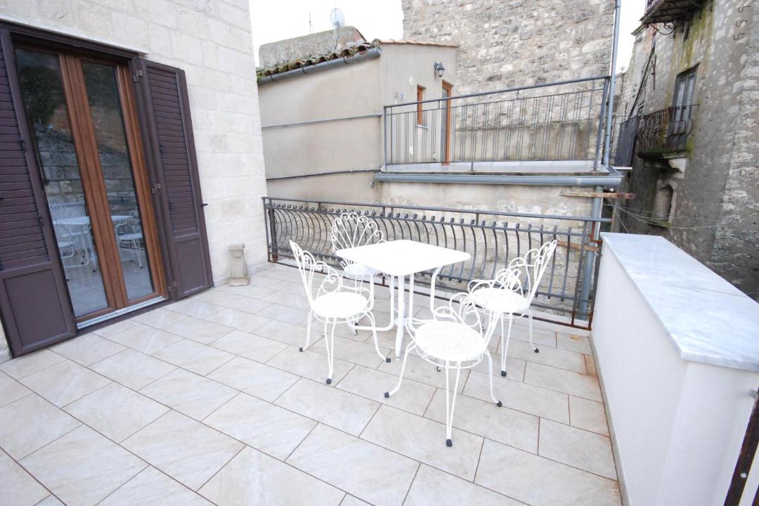 Photo of Patio Balcony in Petralia Soprana