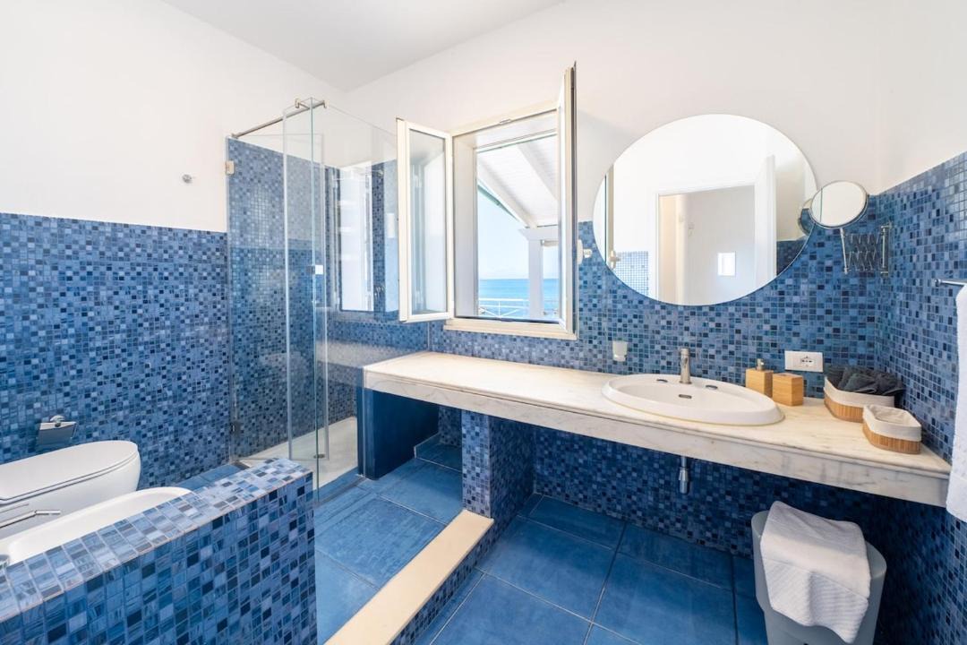 Photo of Bathroom in Trappeto