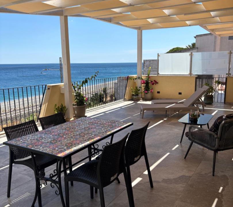 Photo of Patio Balcony in Itala Marina