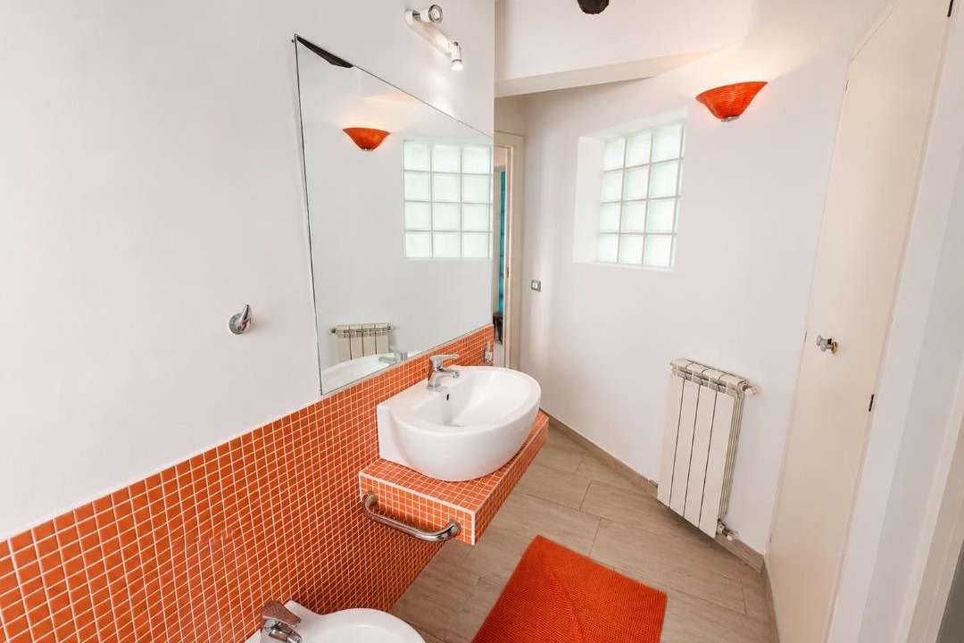 Photo of Bathroom in Carini