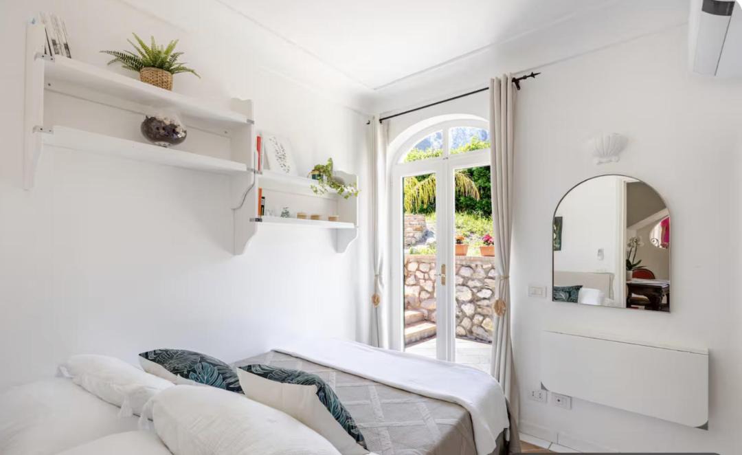 Photo of Bedroom in Marina Grande