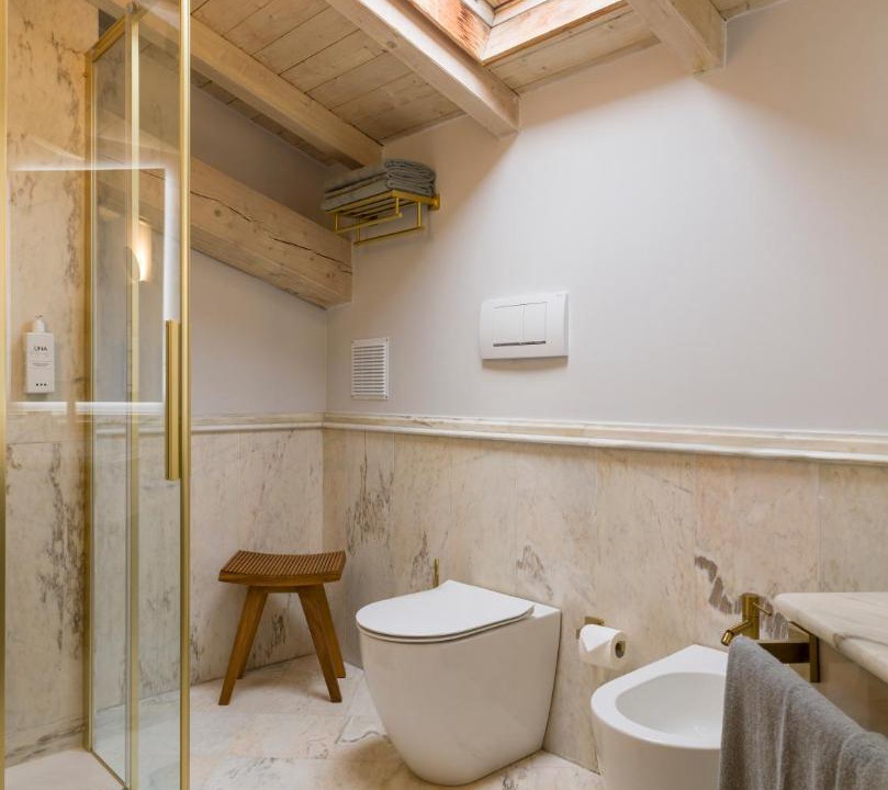 Photo of Bathroom in Picanello-Ognina-Barriera-Canalicchio