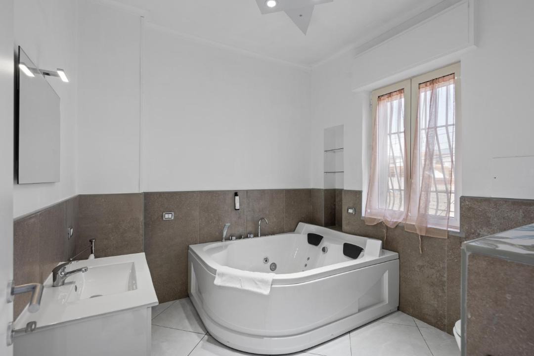 Photo of Bathroom in Torre Annunziata