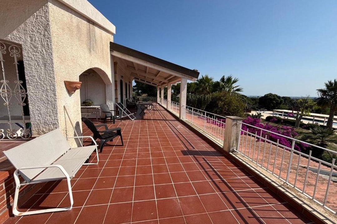 Photo of Patio Balcony in Isola