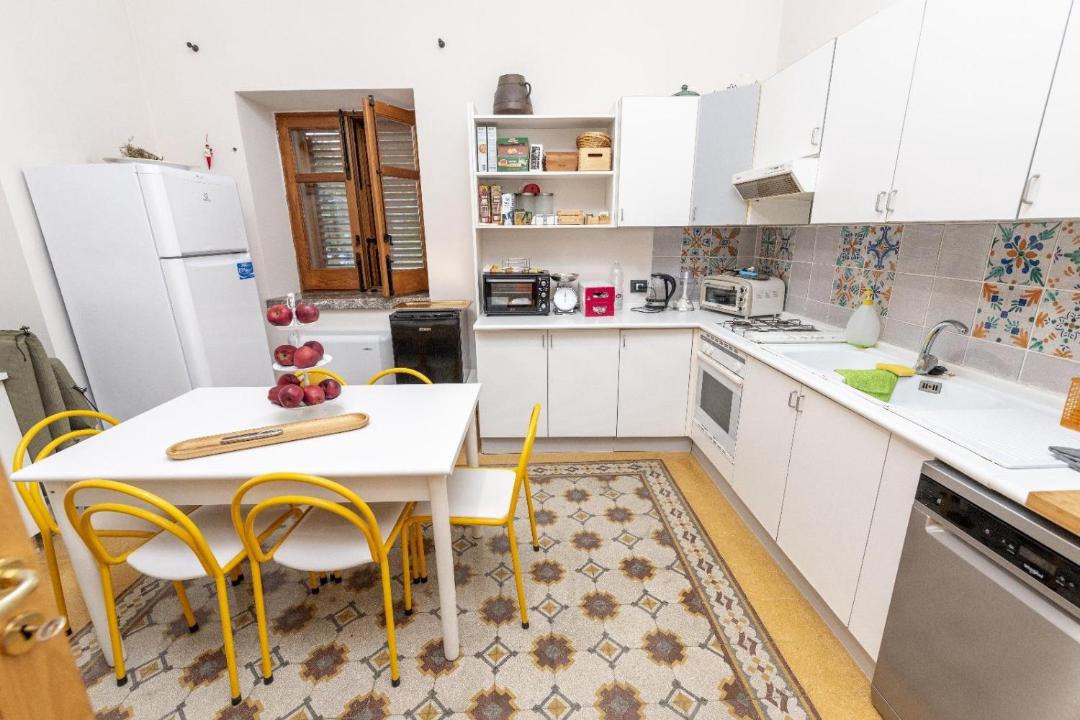 Photo of Kitchen in Capri Leone