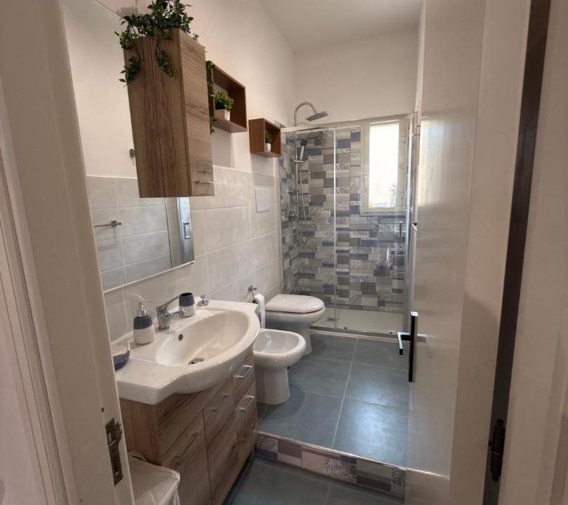 Photo of Bathroom in Finale