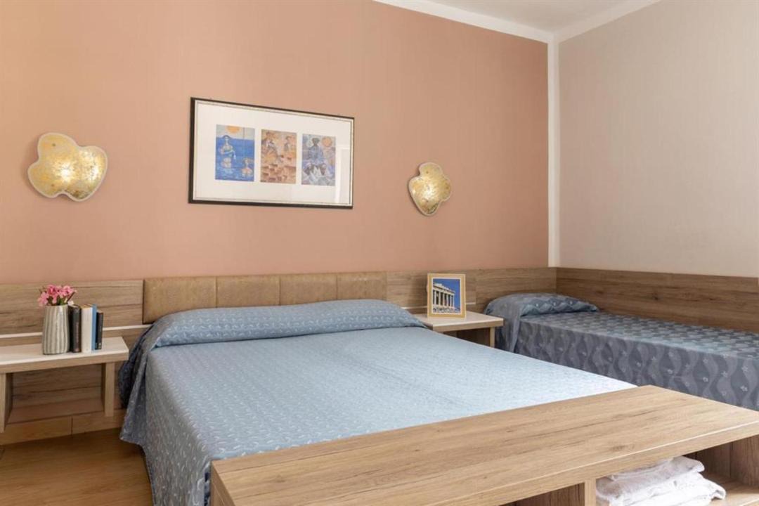 Photo of Bedroom in Saline Sadun
