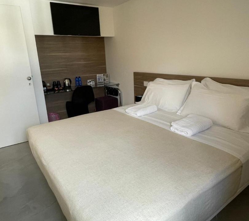 Photo of Bedroom in Brolo
