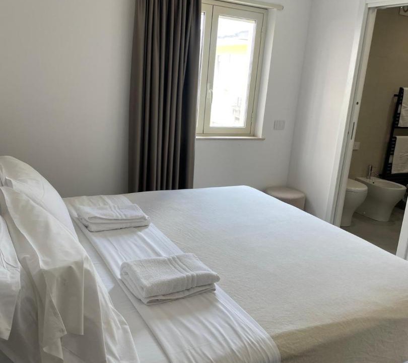 Photo of Bedroom in Brolo