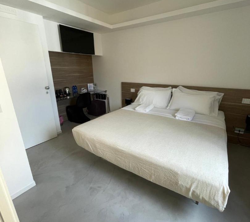 Photo of Bedroom in Brolo
