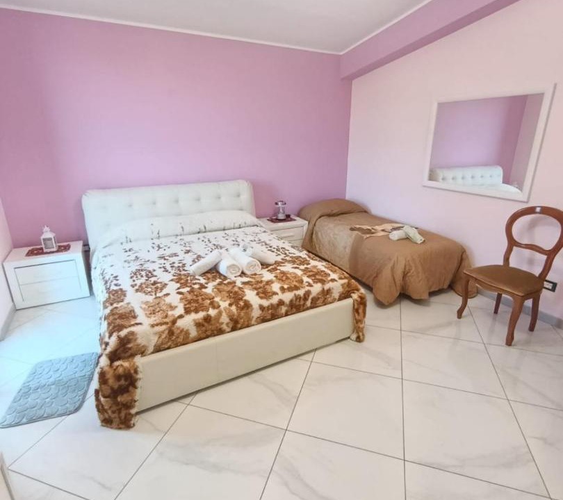 Photo of Bedroom in Patti
