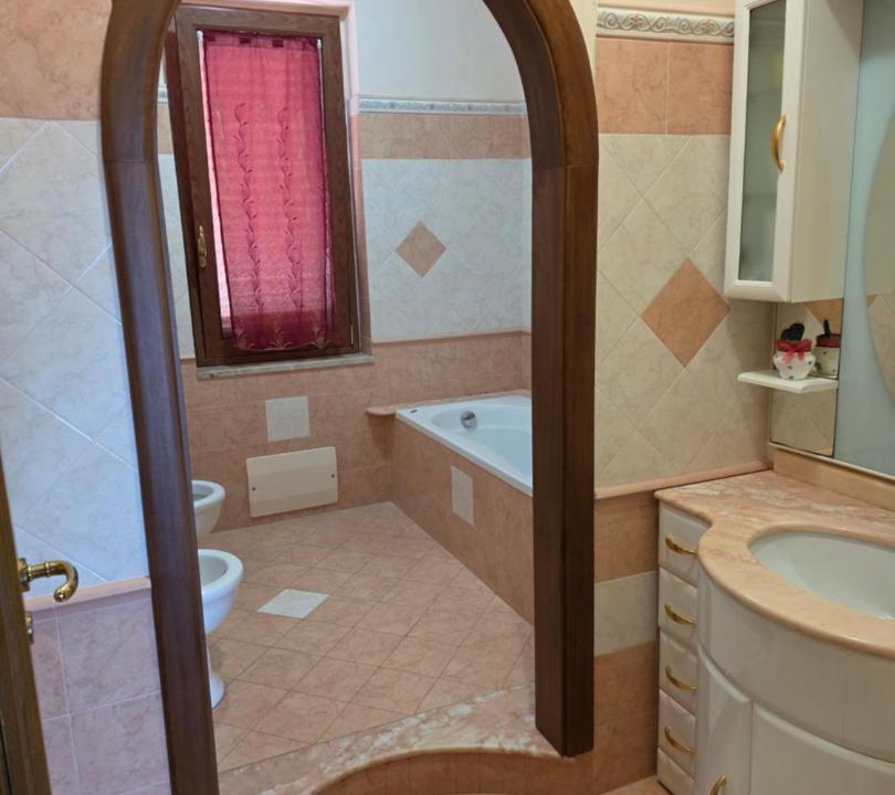 Photo of Bathroom in Patti