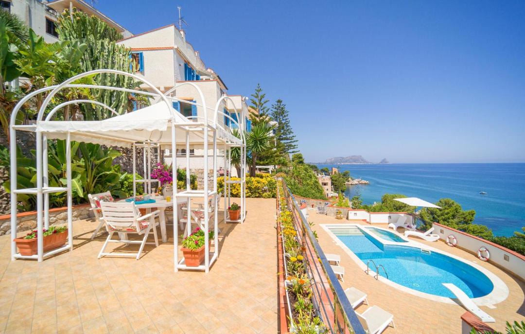 Photo of Patio Balcony in Torre Colonna-sperone