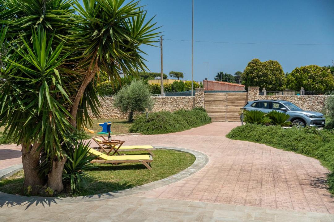 Photo of Others in Ognina