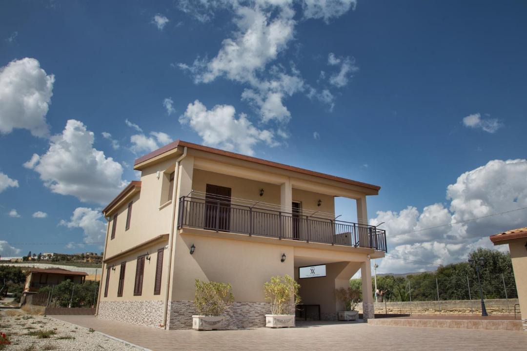 Photo of Others in Licata