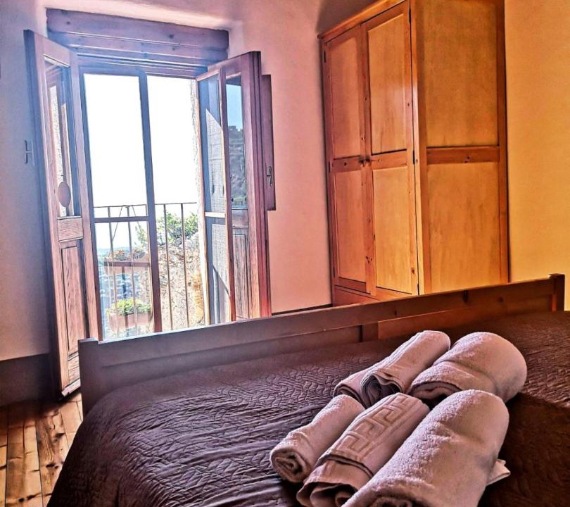 Photo of Bedroom in Pentedattilo