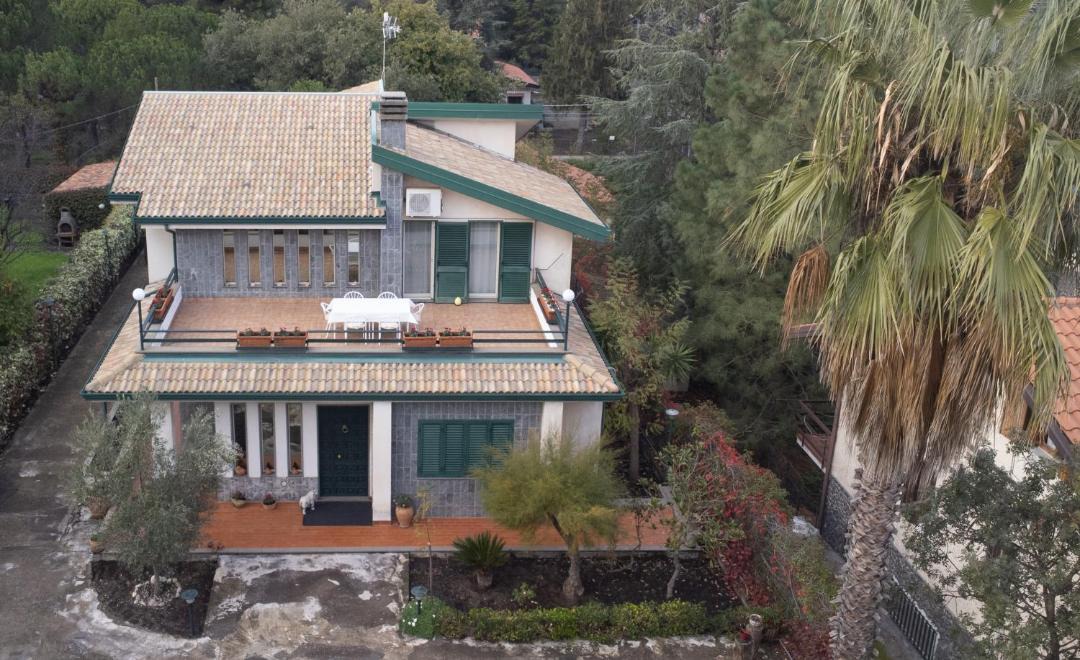 Photo of Others in Nicolosi