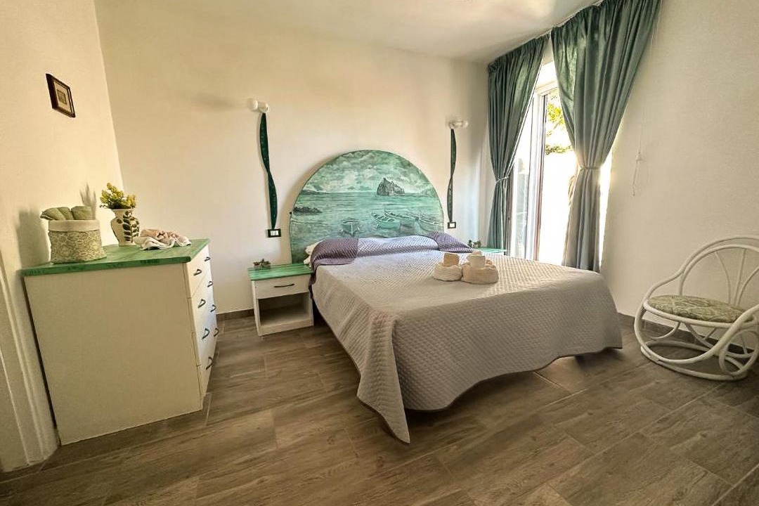 Photo of Bedroom in Ischia Porto