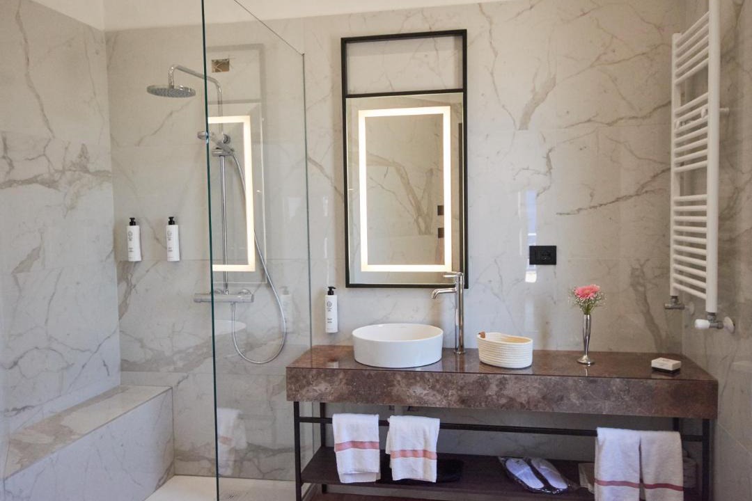 Photo of Bathroom in Volla