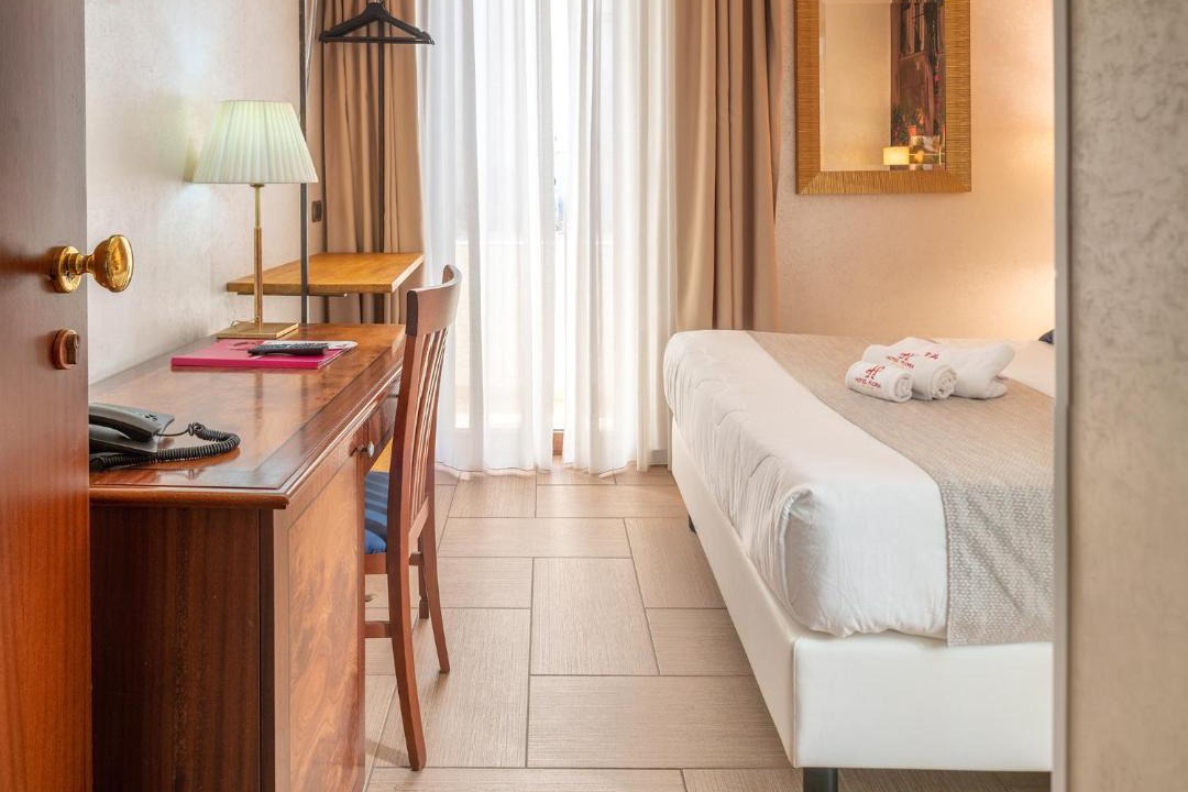Photo of Bedroom in Noto Historic Centre
