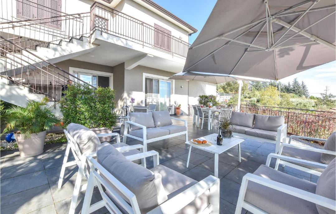 Photo of Patio Balcony in Fleri