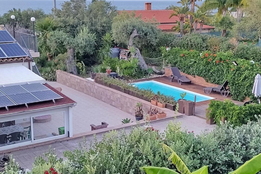 Photo of Others in Cefalu