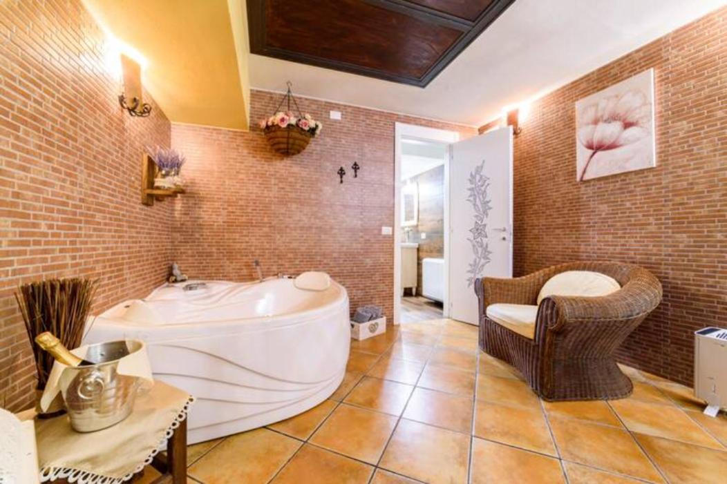Photo of Bathroom in Sicignano degli Alburni