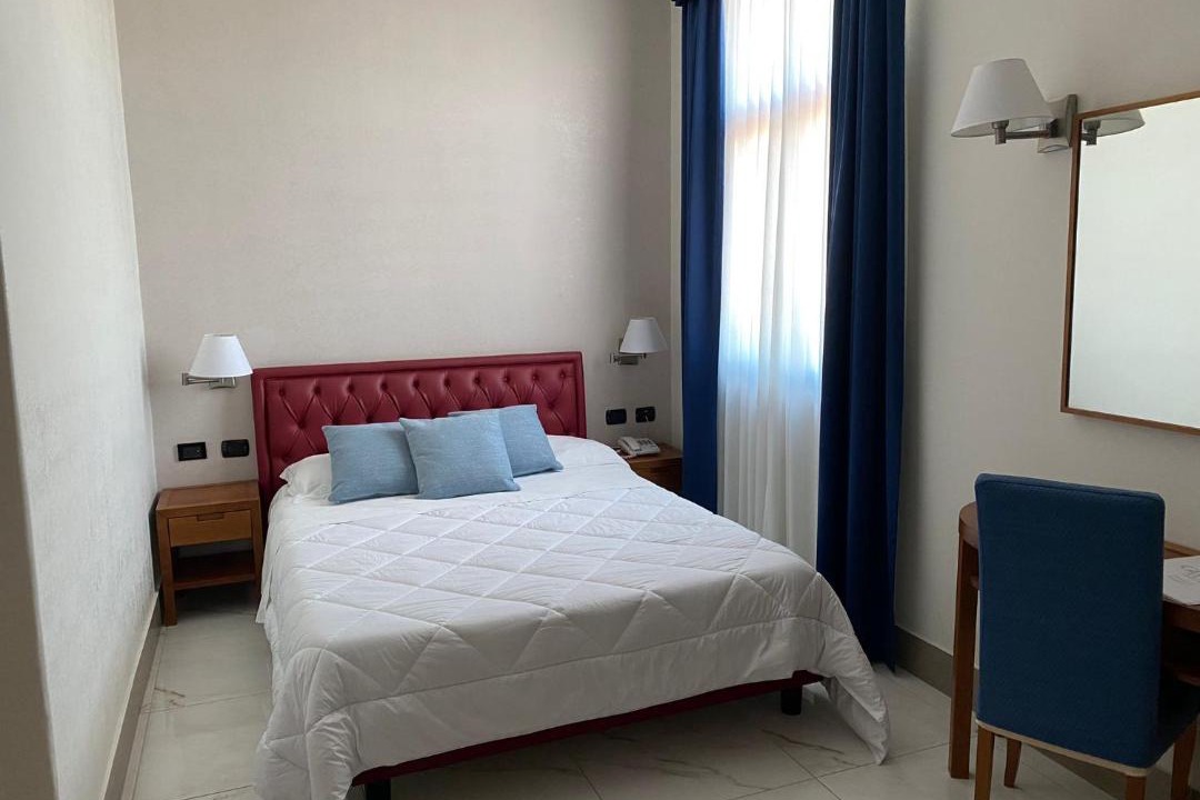 Photo of Bedroom in Pozzuoli