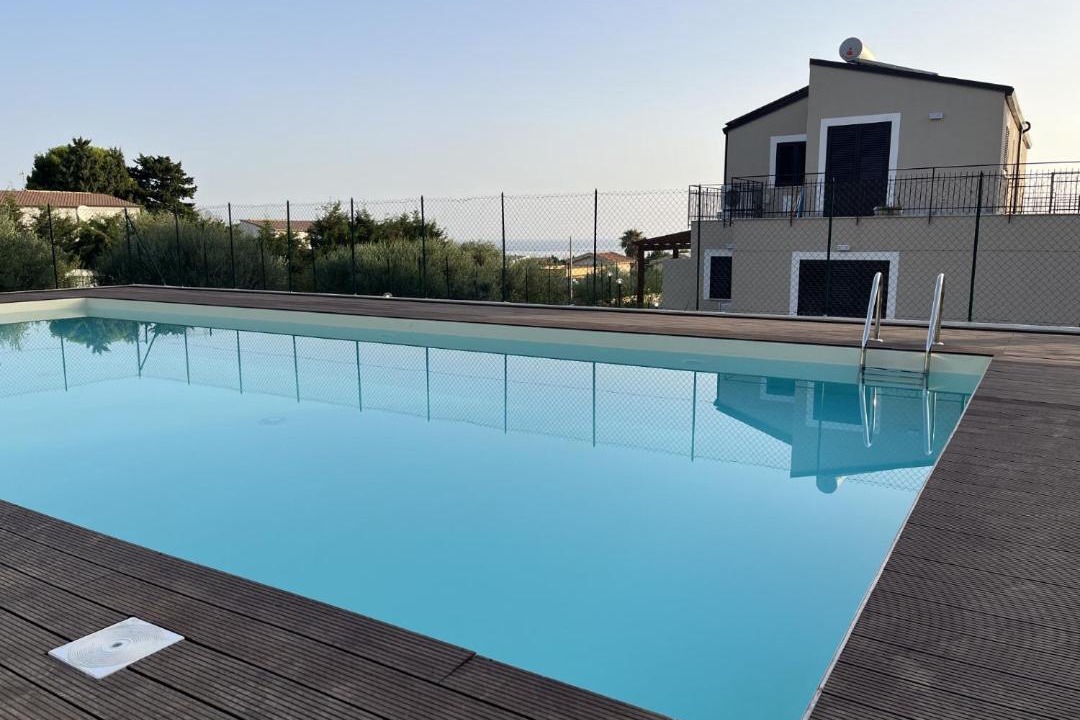 Photo of Others in Torre Colonna-sperone