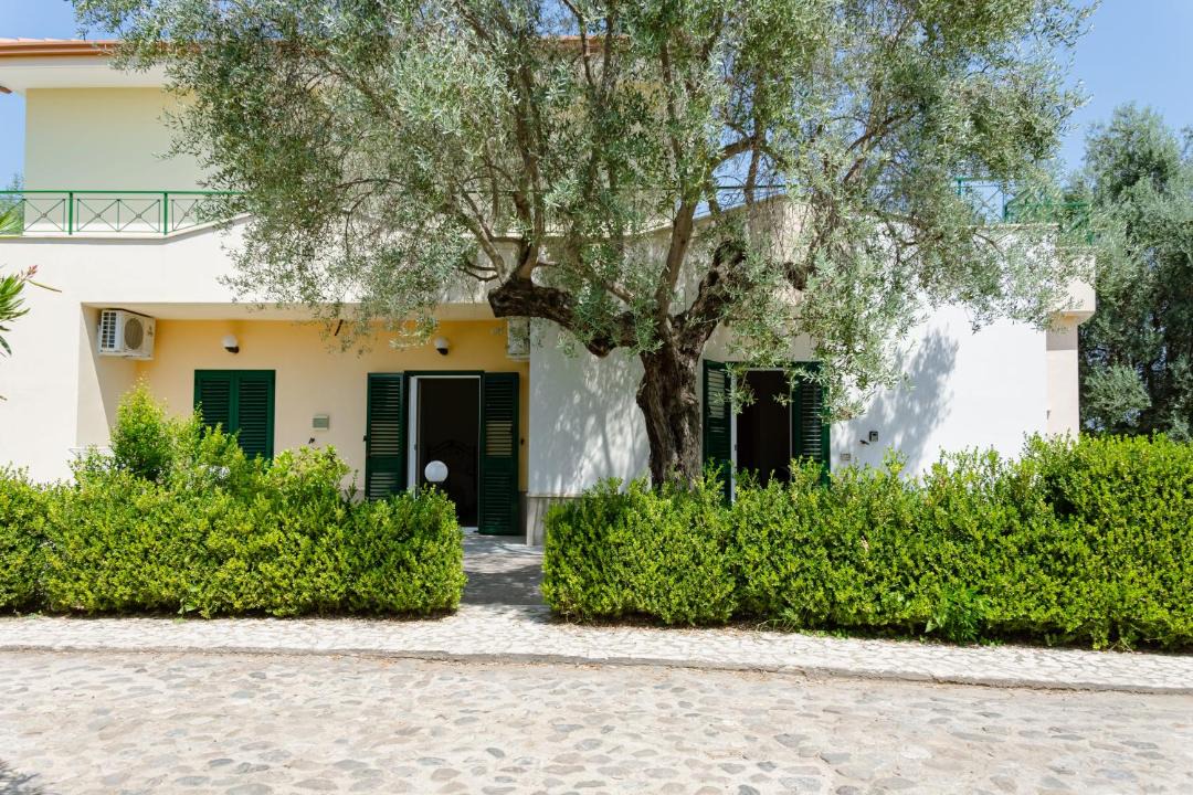 Photo of Others in Rossano