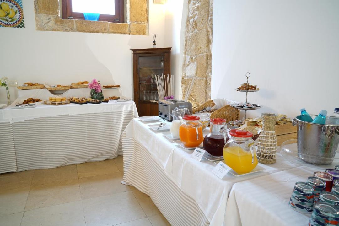 Photo of Others in Syracuse