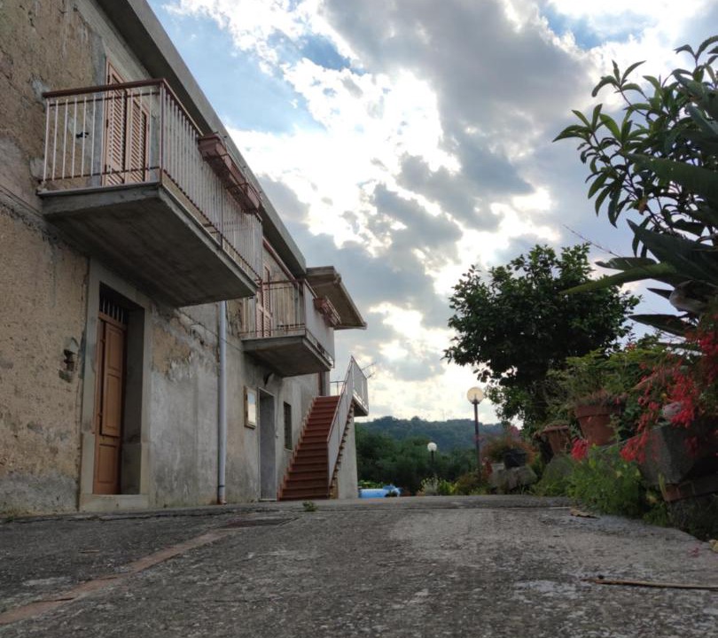 Photo of Buildings in Naso