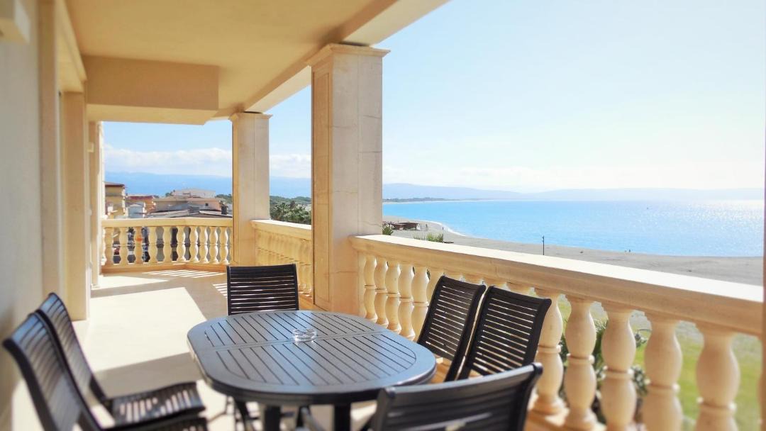 Photo of Patio Balcony in Gizzeria Lido