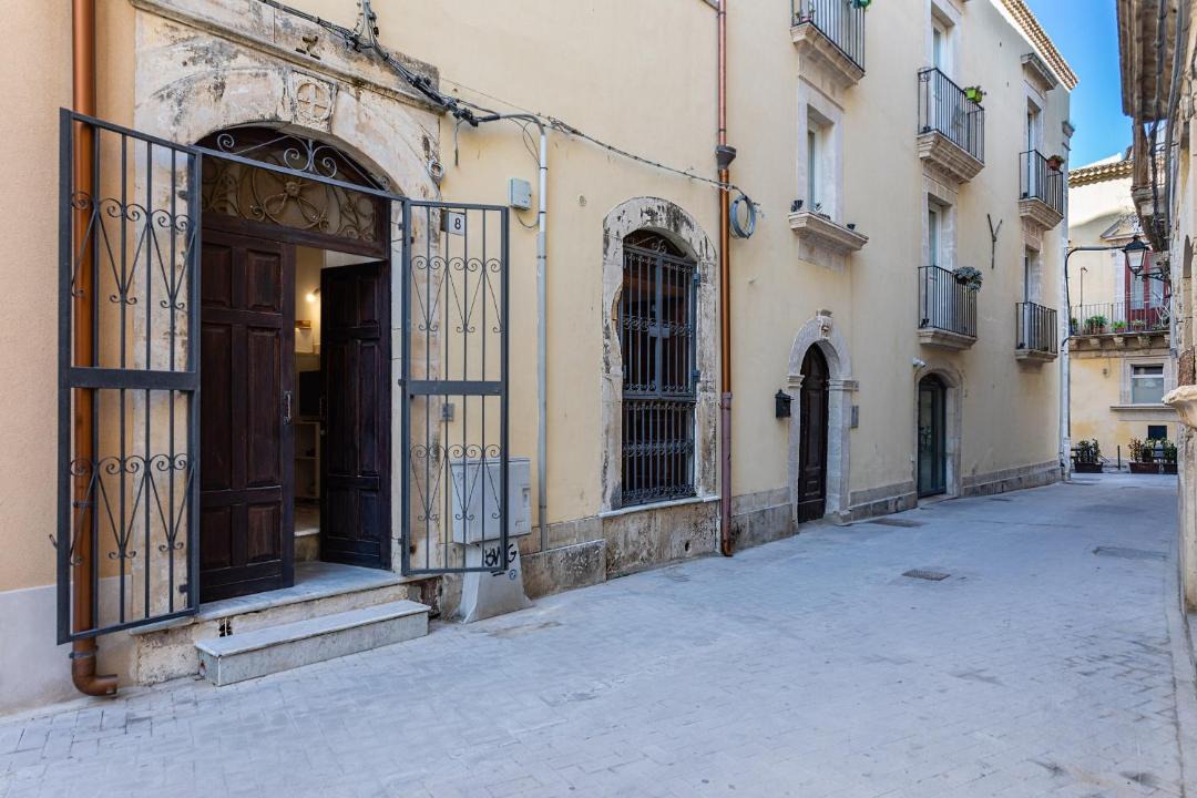Photo of Others in Ortigia