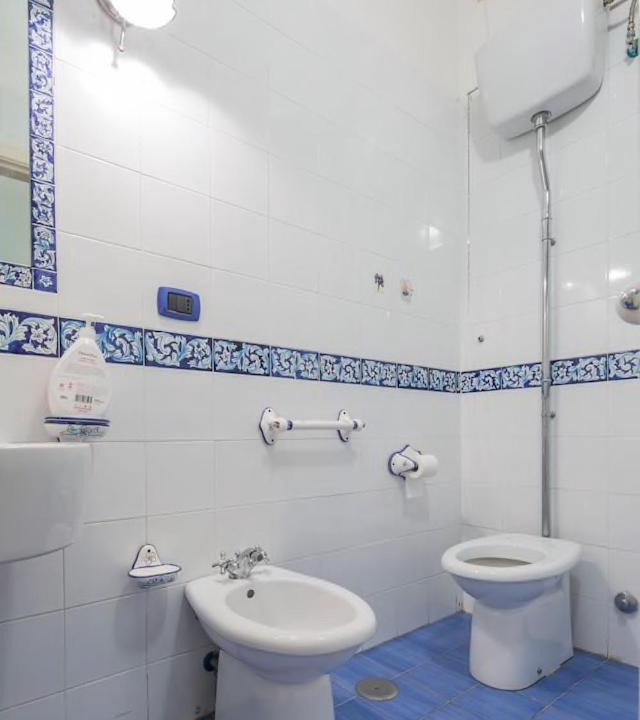 Photo of Bathroom in Battipaglia