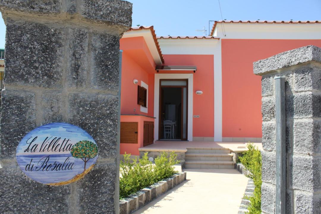 Photo of Buildings in Ischia Porto