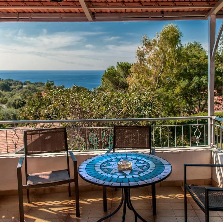 Photo of Patio Balcony in Acquafredda