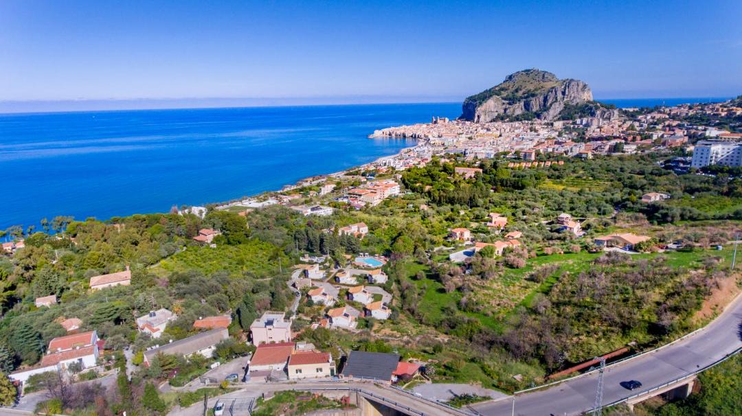 Photo of Others in Cefalu