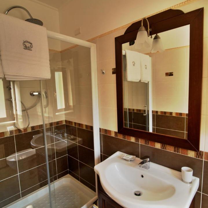 Photo of Bathroom in Cleto