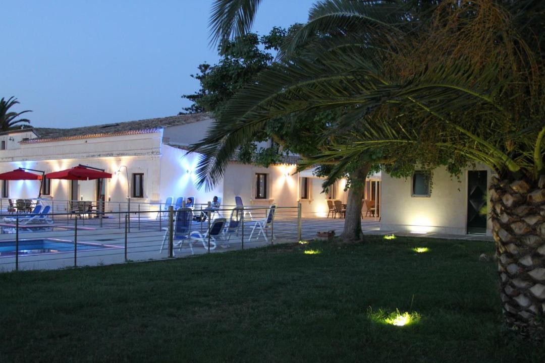 Photo of Others in Syracuse