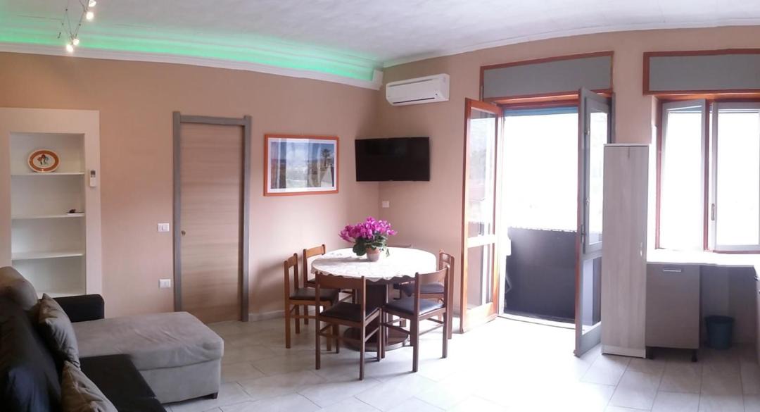 Photo of Livingroom in Falconara Albanese
